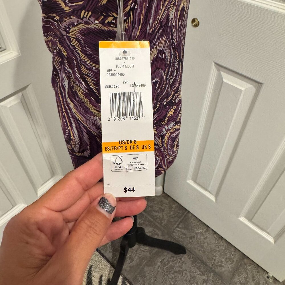 Black Label NWT by Evan-Picone Women's Sleeveless Blouse Plum Multi Color Small - Picture 7 of 7